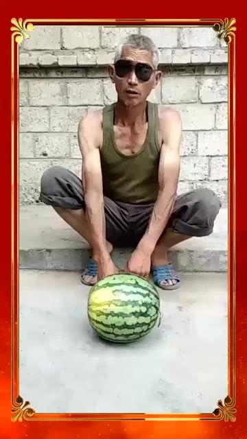 吃瓜大爷云南,吃瓜大爷的美食之旅