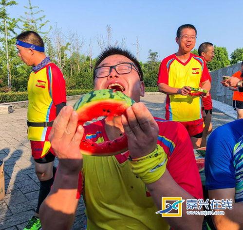 吃瓜大赛莒县,瓜香四溢,欢乐满城